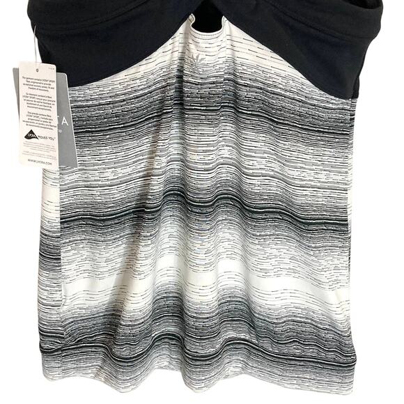 NWT Athleta Stride Crunch And Punch Tank Top Cross Strappy Back Coloblock Small - Picture 15 of 16
